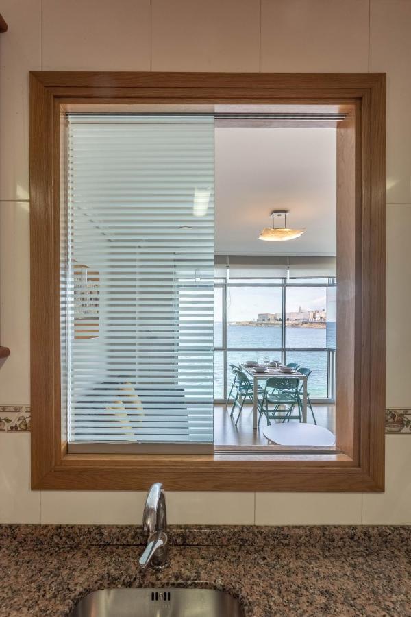 Apartamento En Primera Linea De Playa Riazor โอโกรูญา ภายนอก รูปภาพ